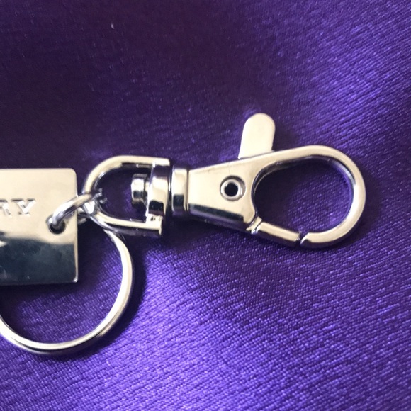 Burberry key chain - Picture 7 of 7